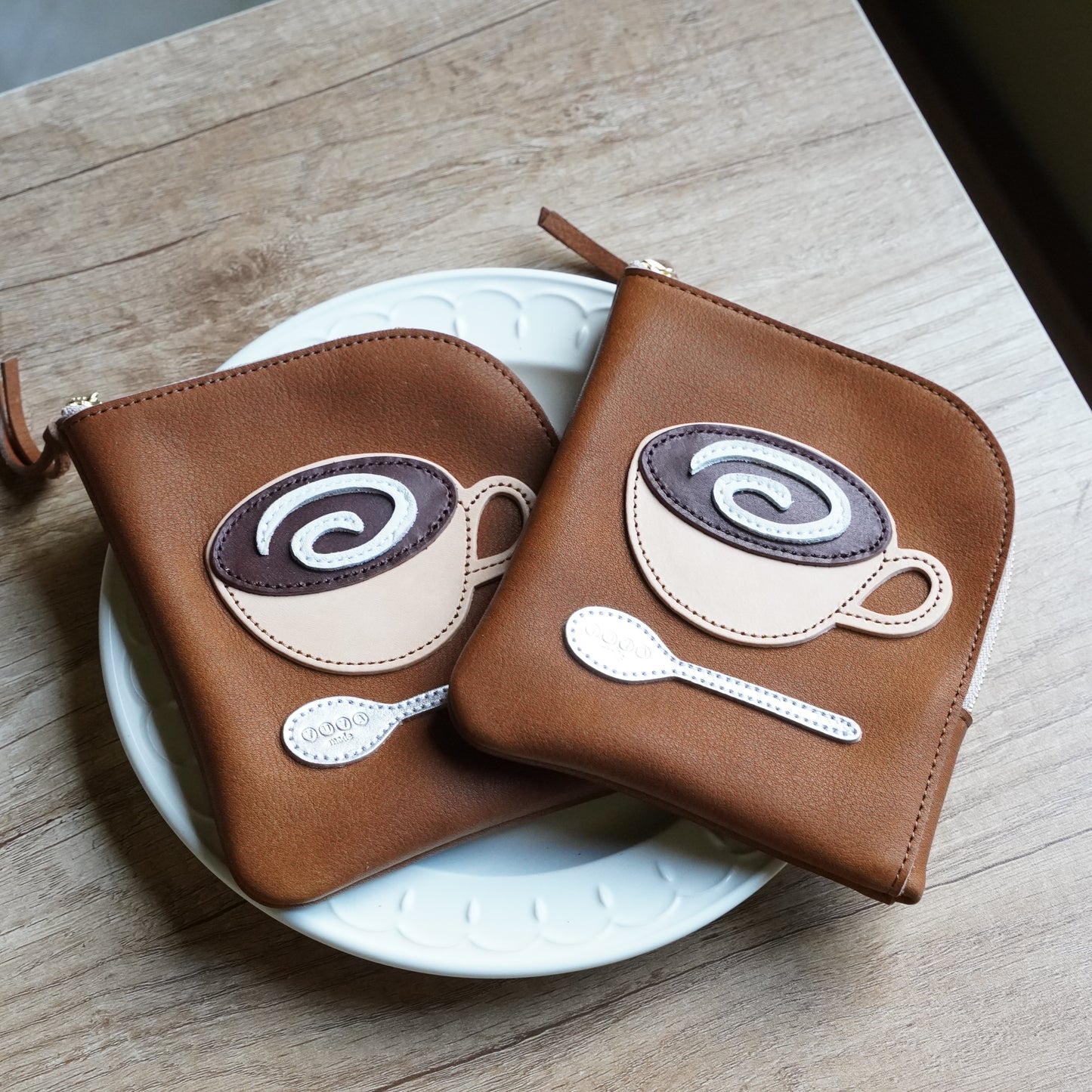 コーヒー&スプーンのL字ポーチ