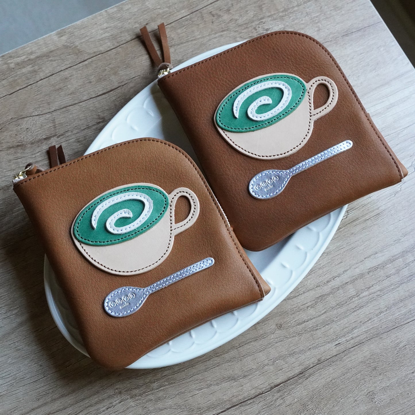 抹茶オレ&スプーンのL字ポーチ