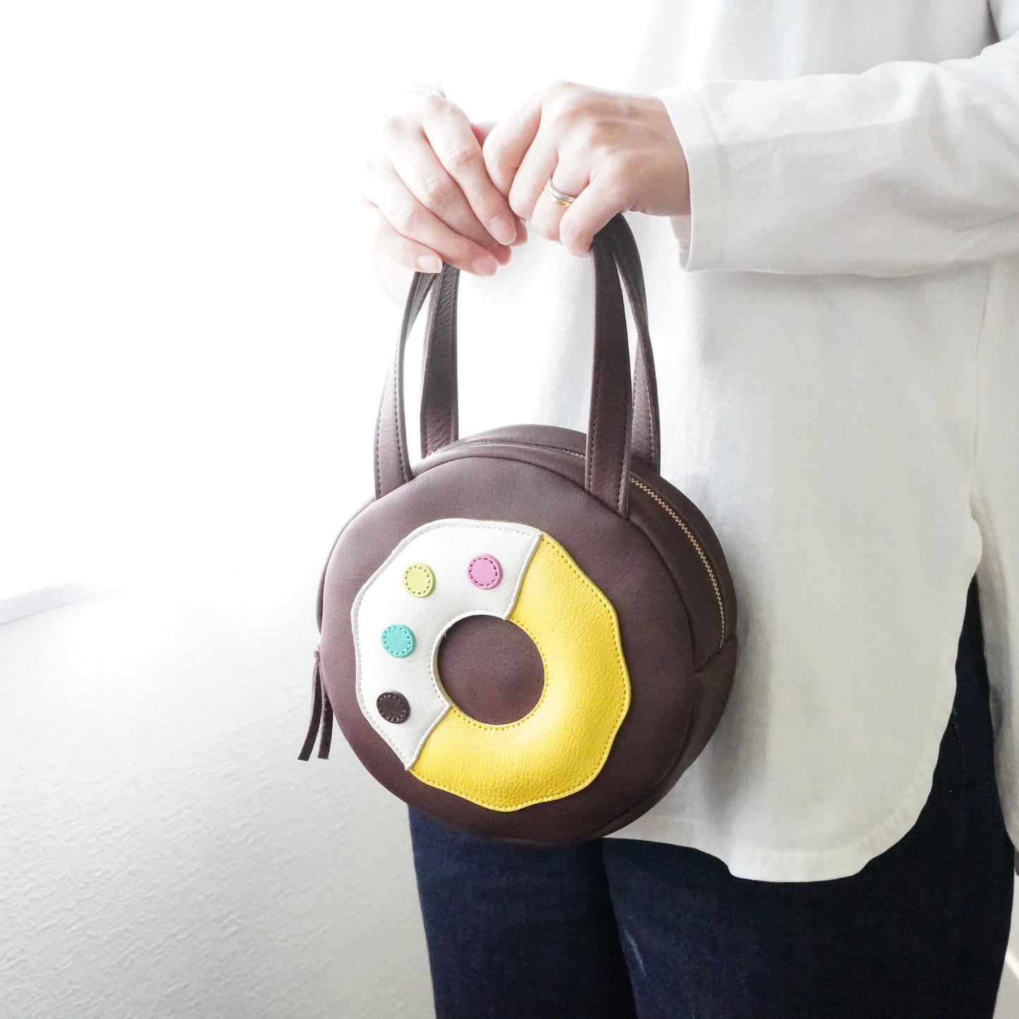 ドーナツのハンドバッグ