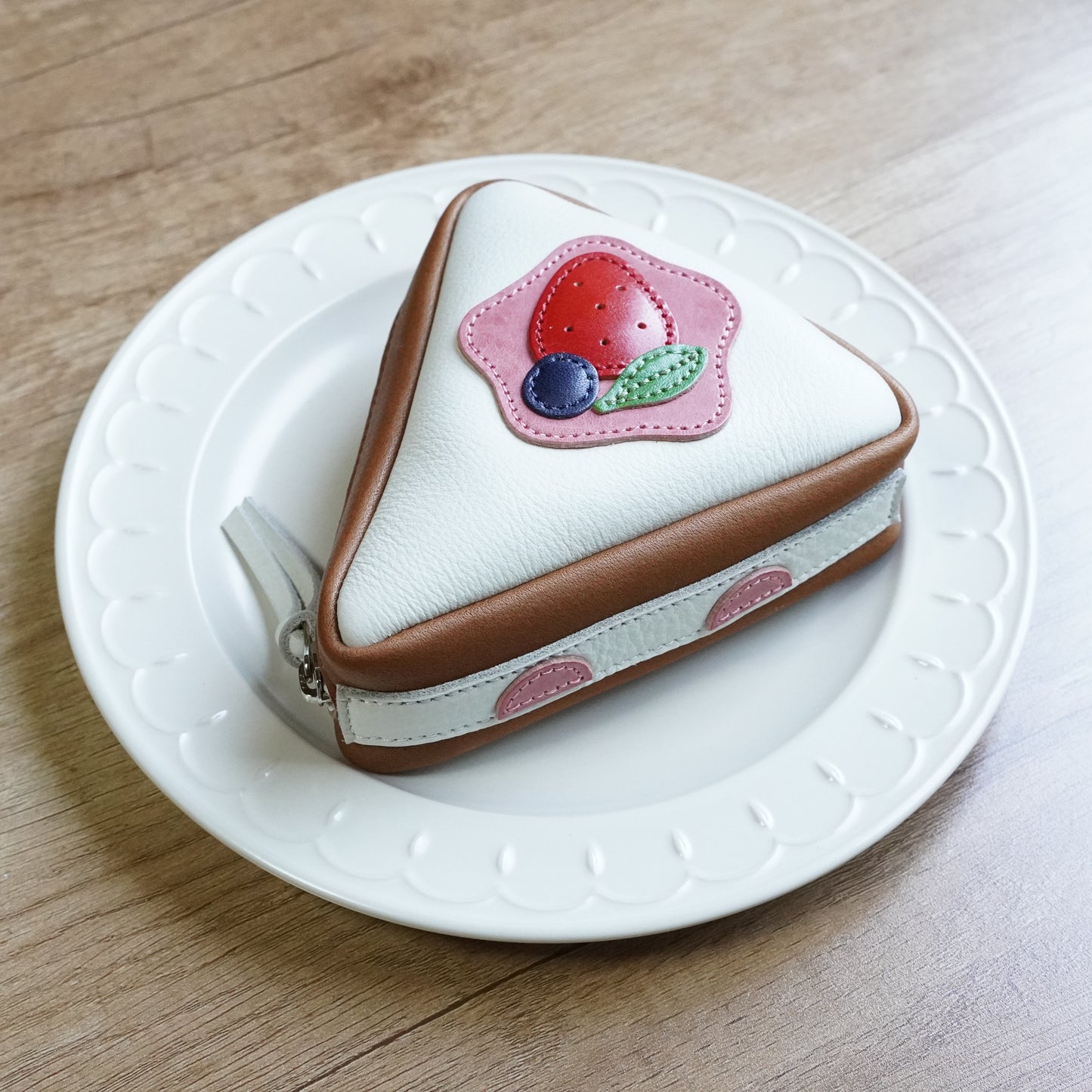 ミルクショコラショートケーキのミニポーチ