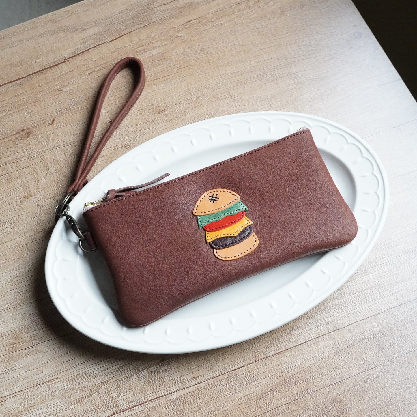 バーガーのフラットポーチ